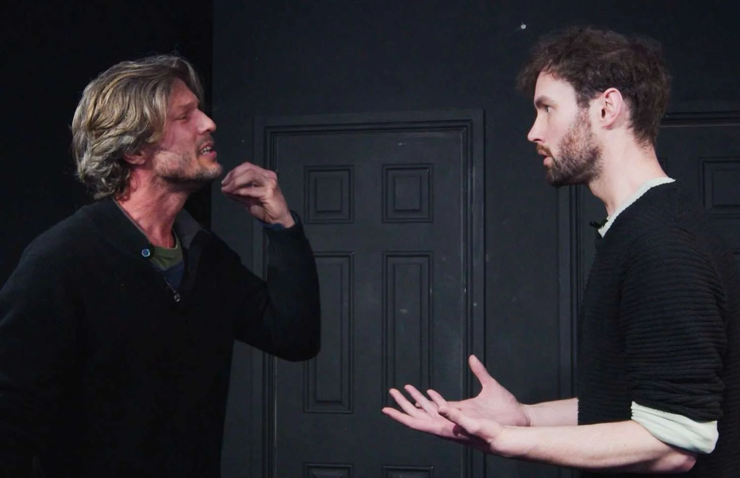 An image showing students a drop in Acting Classes in London